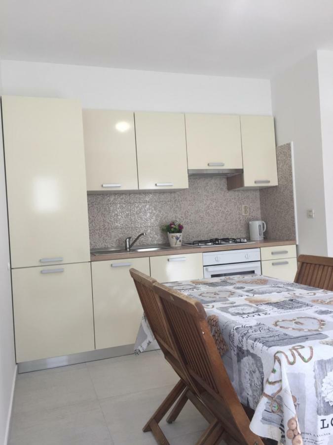 דרבניק Apartmani Roko מראה חיצוני תמונה