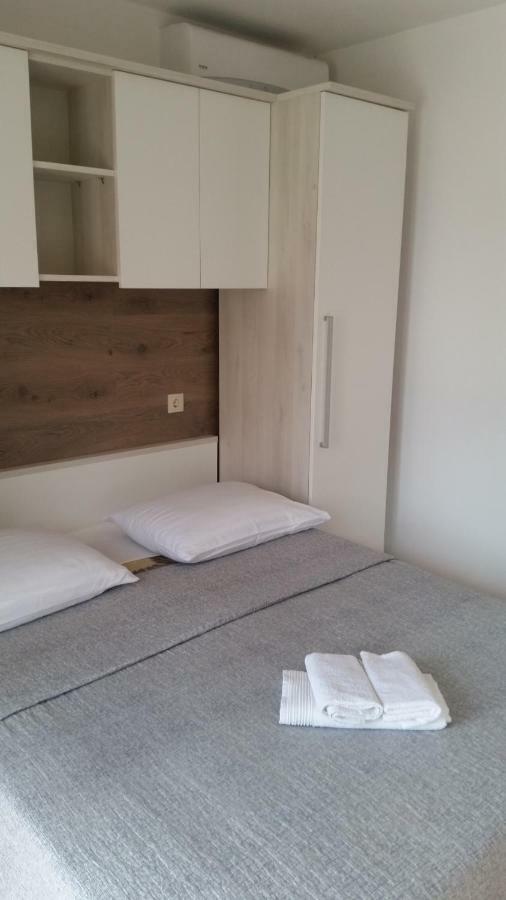 דרבניק Apartmani Roko מראה חיצוני תמונה