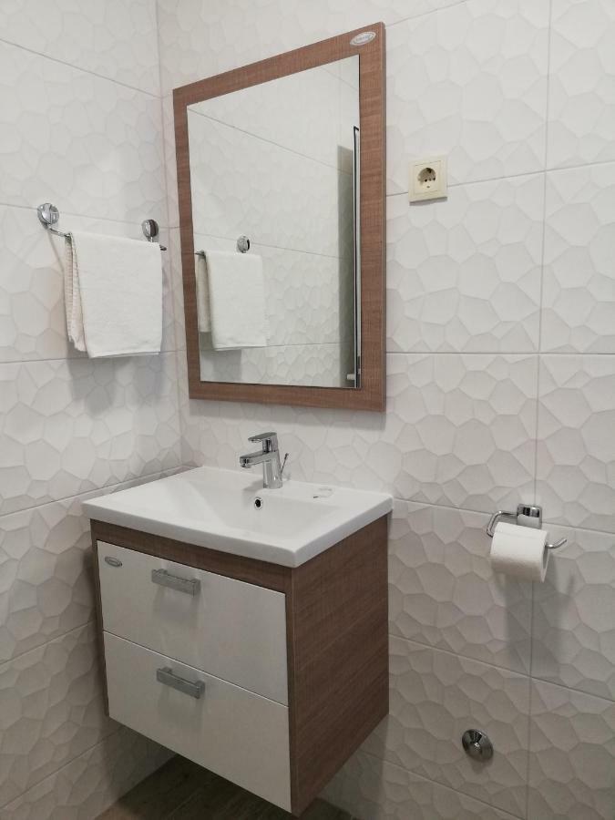 דרבניק Apartmani Roko מראה חיצוני תמונה