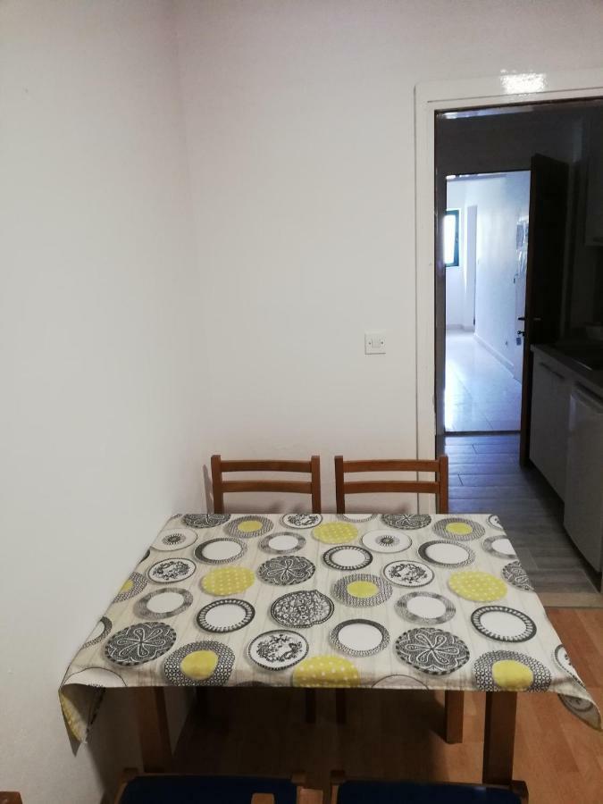 דרבניק Apartmani Roko מראה חיצוני תמונה