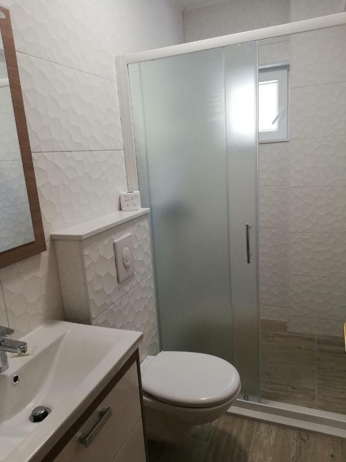 דרבניק Apartmani Roko מראה חיצוני תמונה